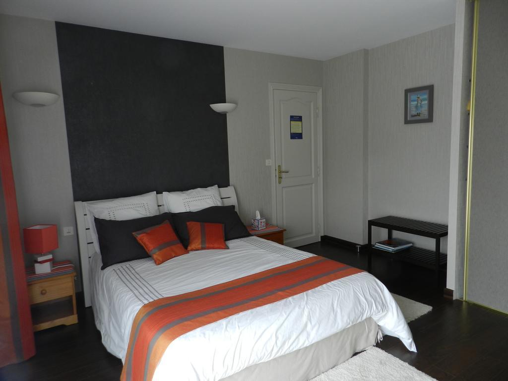 Chartres-de-Bretagne Aux Portes De Rennes Ch. D'Hotes الغرفة الصورة