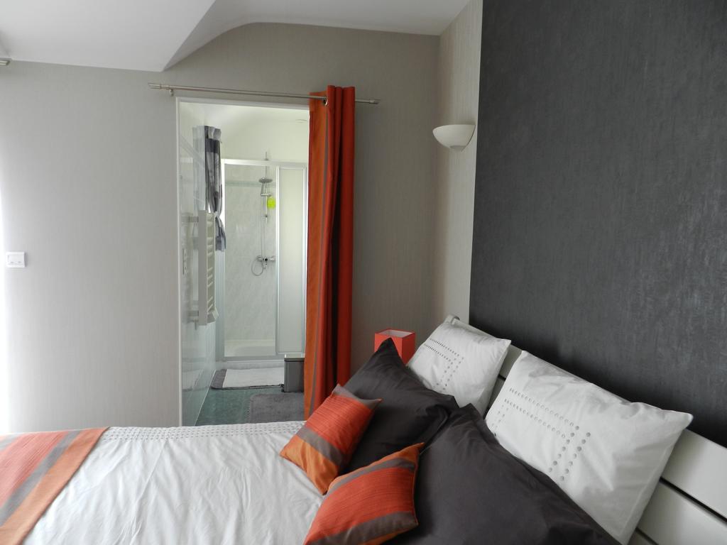 Chartres-de-Bretagne Aux Portes De Rennes Ch. D'Hotes الغرفة الصورة